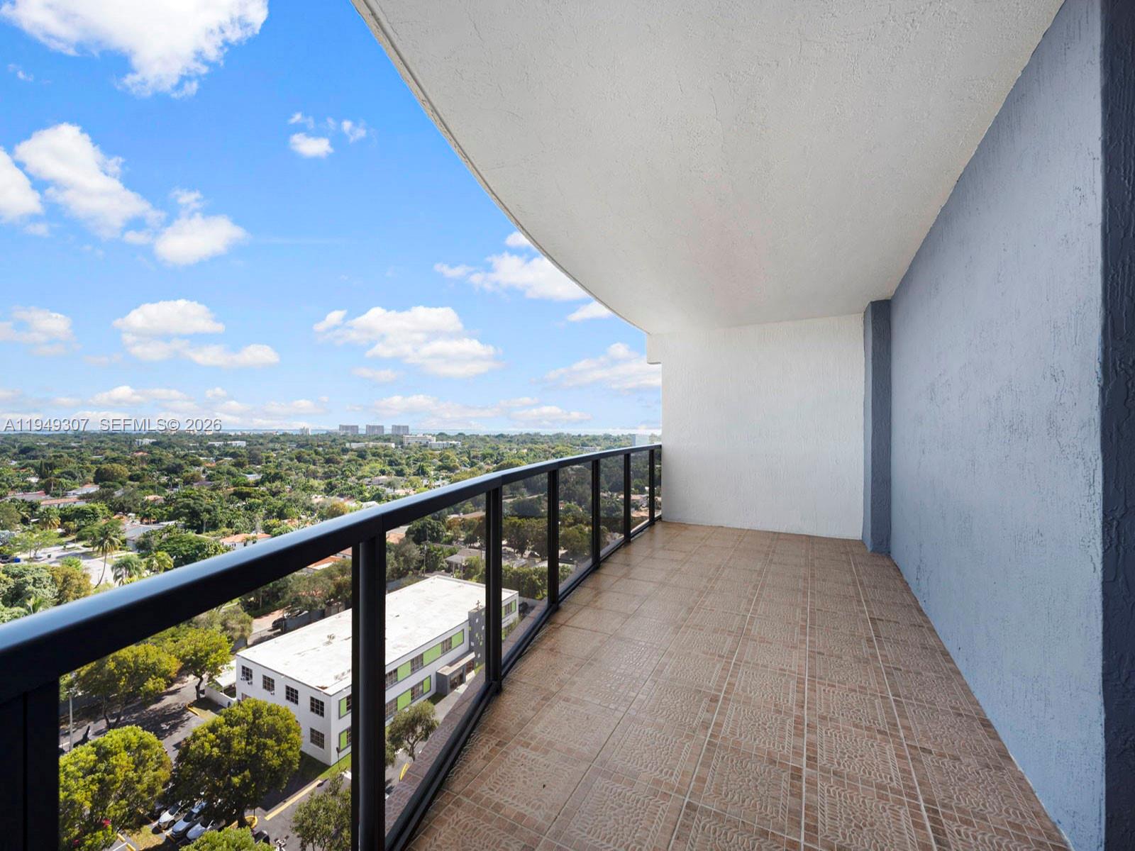 2301 SW 27th Ave #1403 Miami, FL 33145