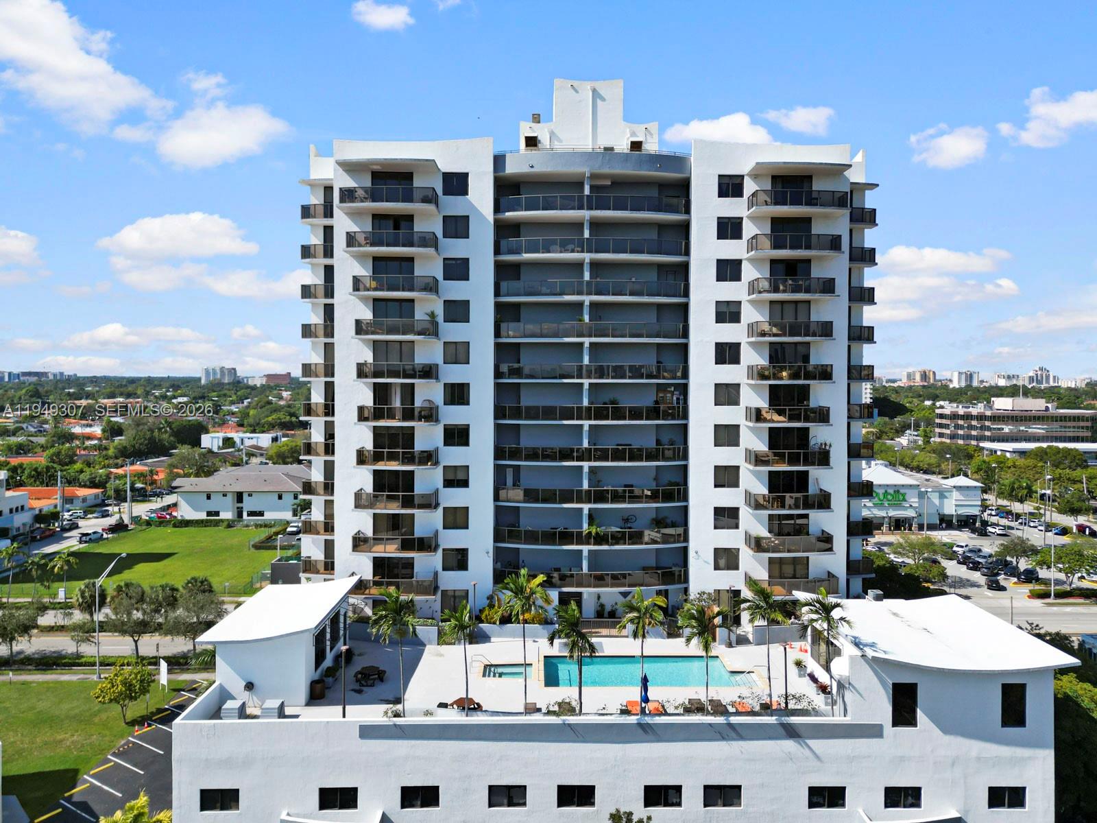 2301 SW 27th Ave #1403 Miami, FL 33145