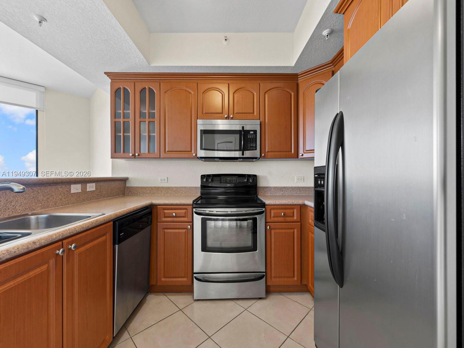 2301 SW 27th Ave #1403 Miami, FL 33145