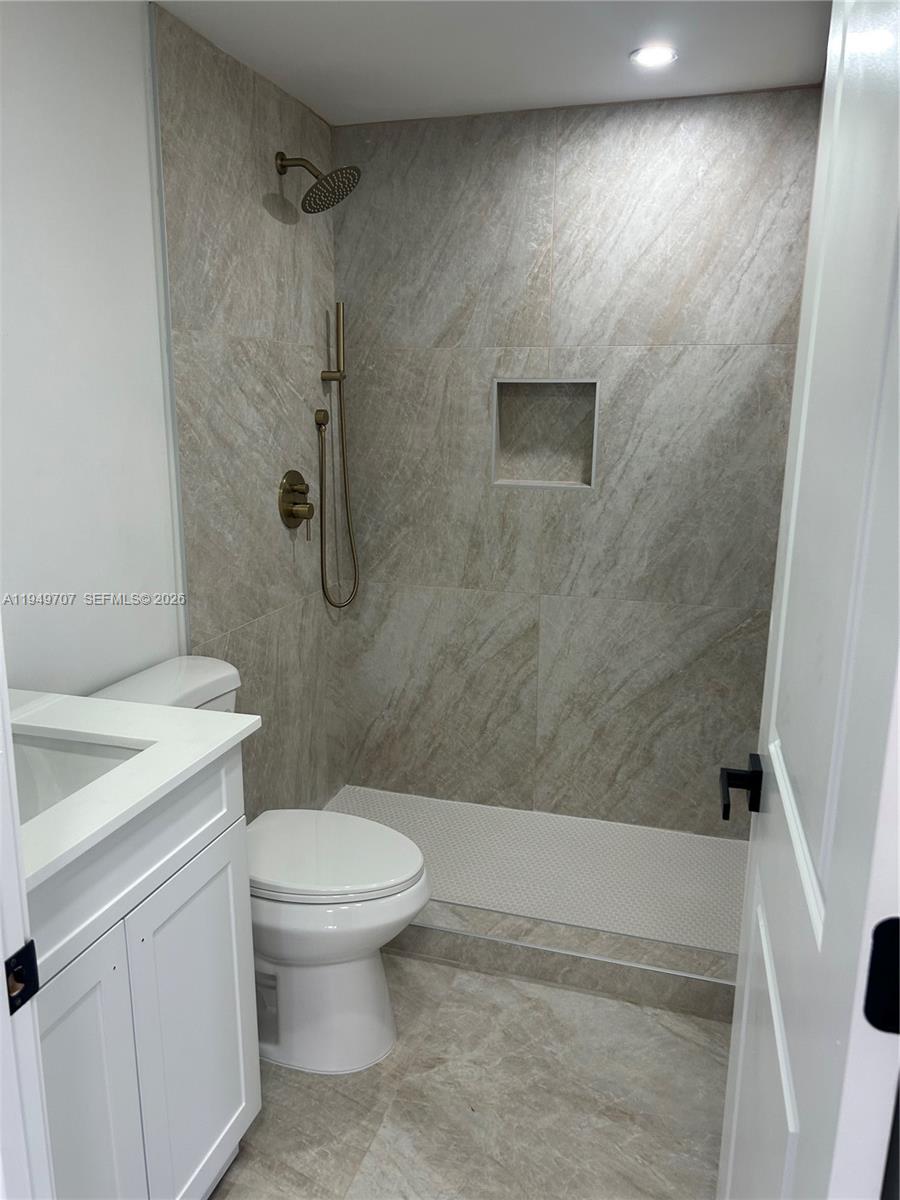 Undisclosed Address Miami, FL 33165