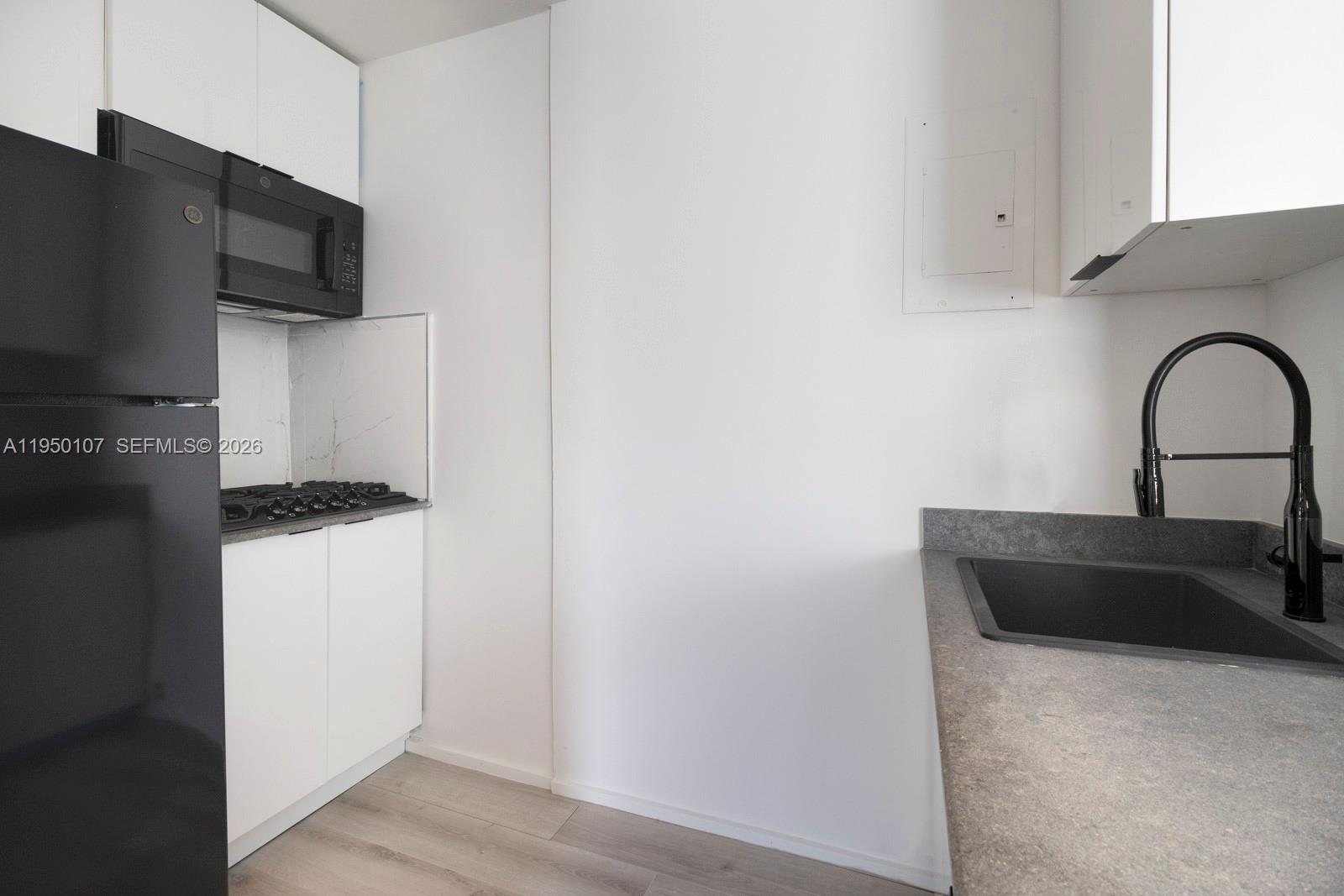 Undisclosed Address Miami Beach, FL 33140