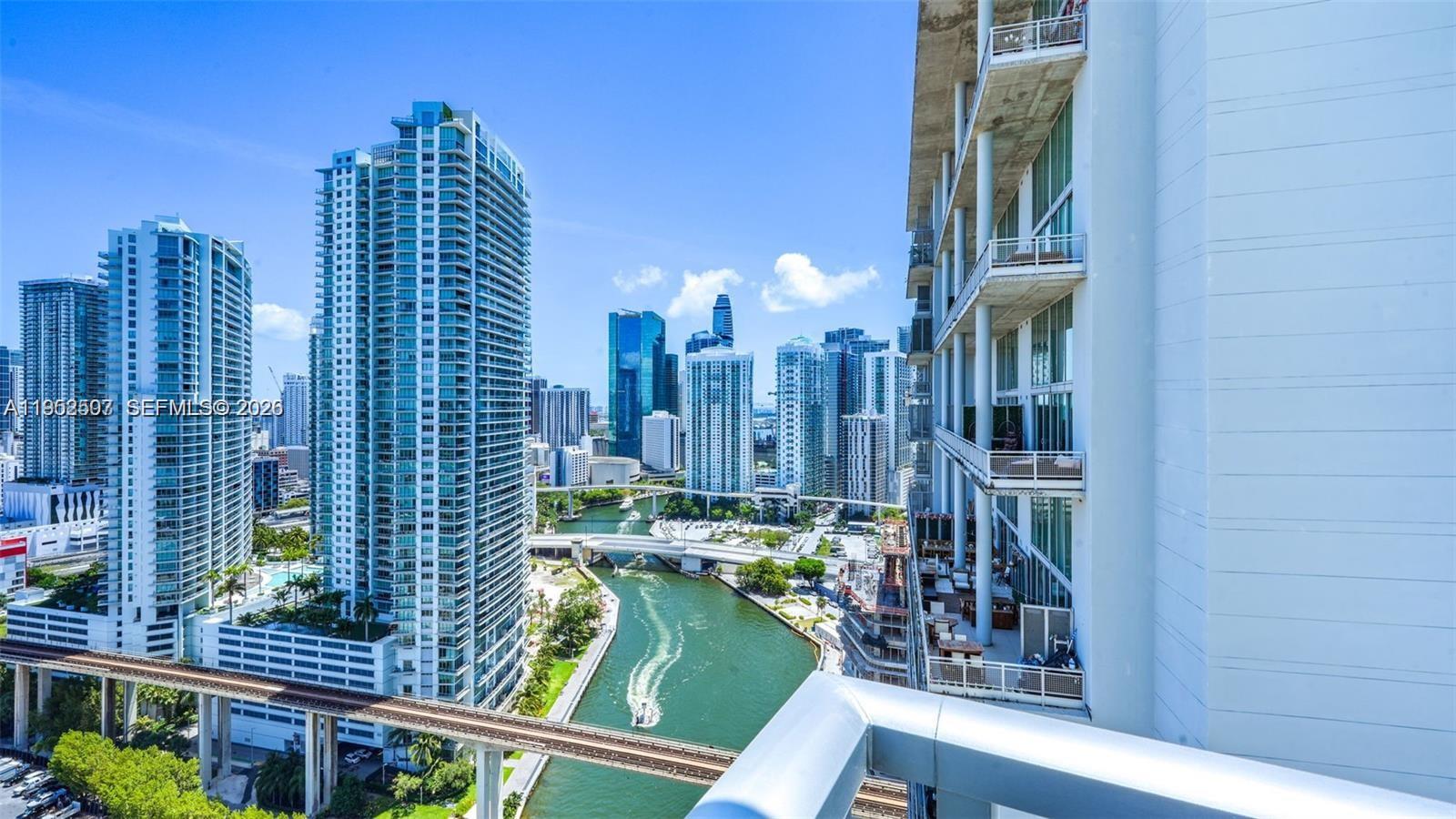 185 SW 7th Th St #2911 Miami, FL 33130