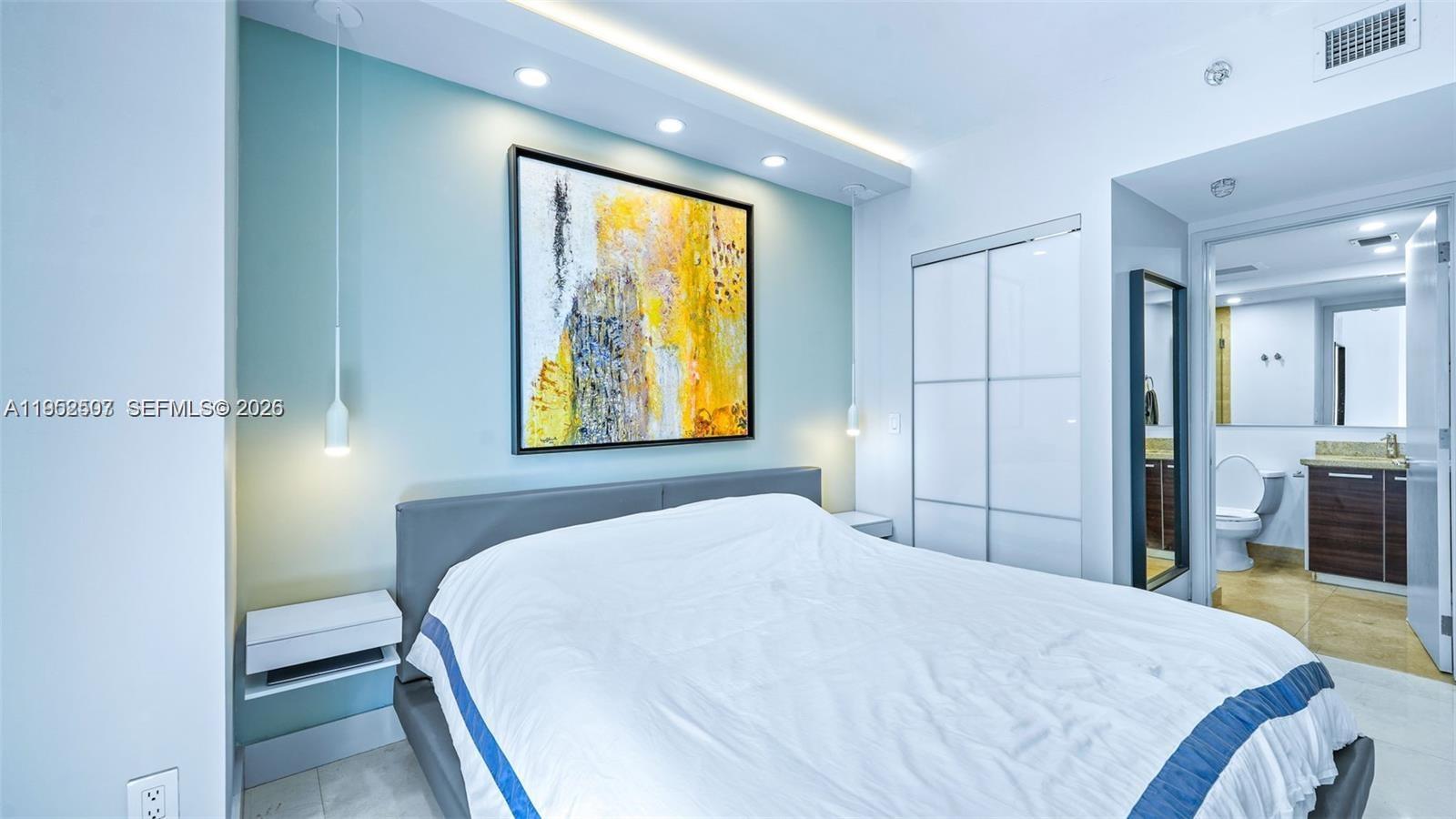 185 SW 7th Th St #2911 Miami, FL 33130