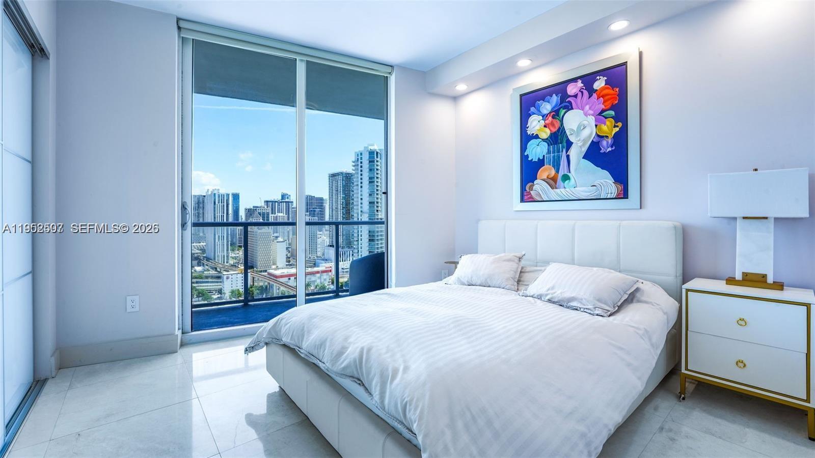 185 SW 7th Th St #2911 Miami, FL 33130