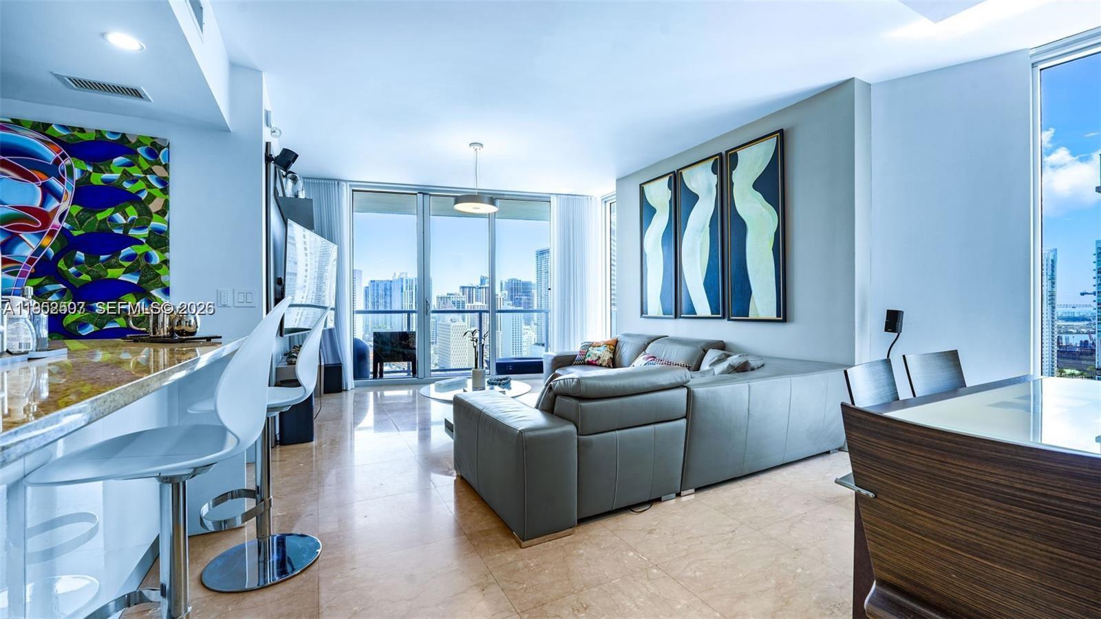 185 SW 7th Th St #2911 Miami, FL 33130