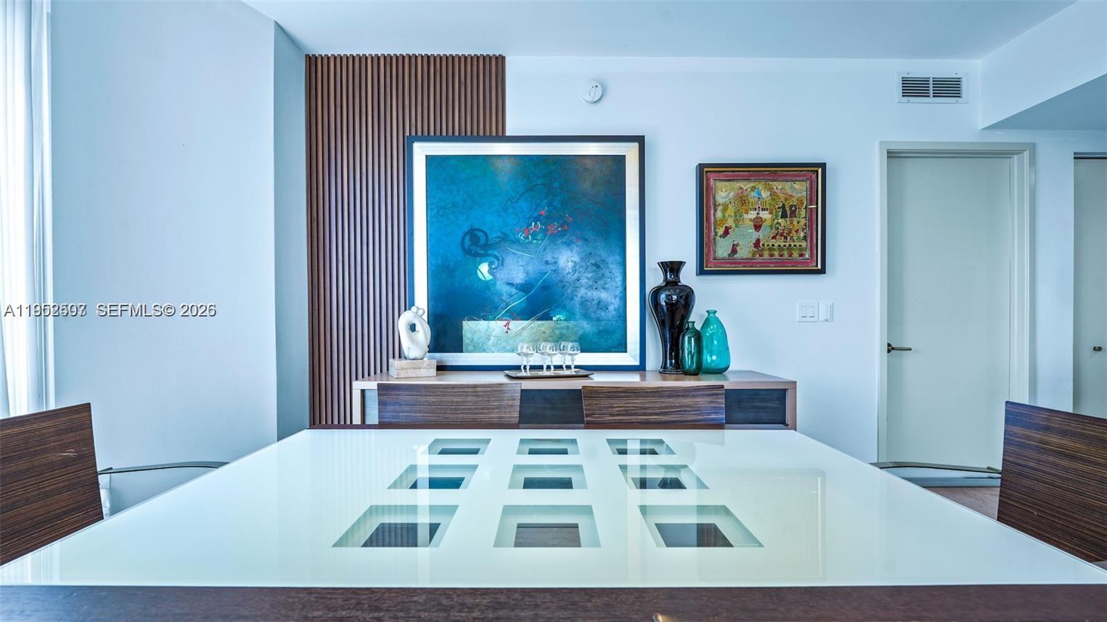 185 SW 7th Th St #2911 Miami, FL 33130