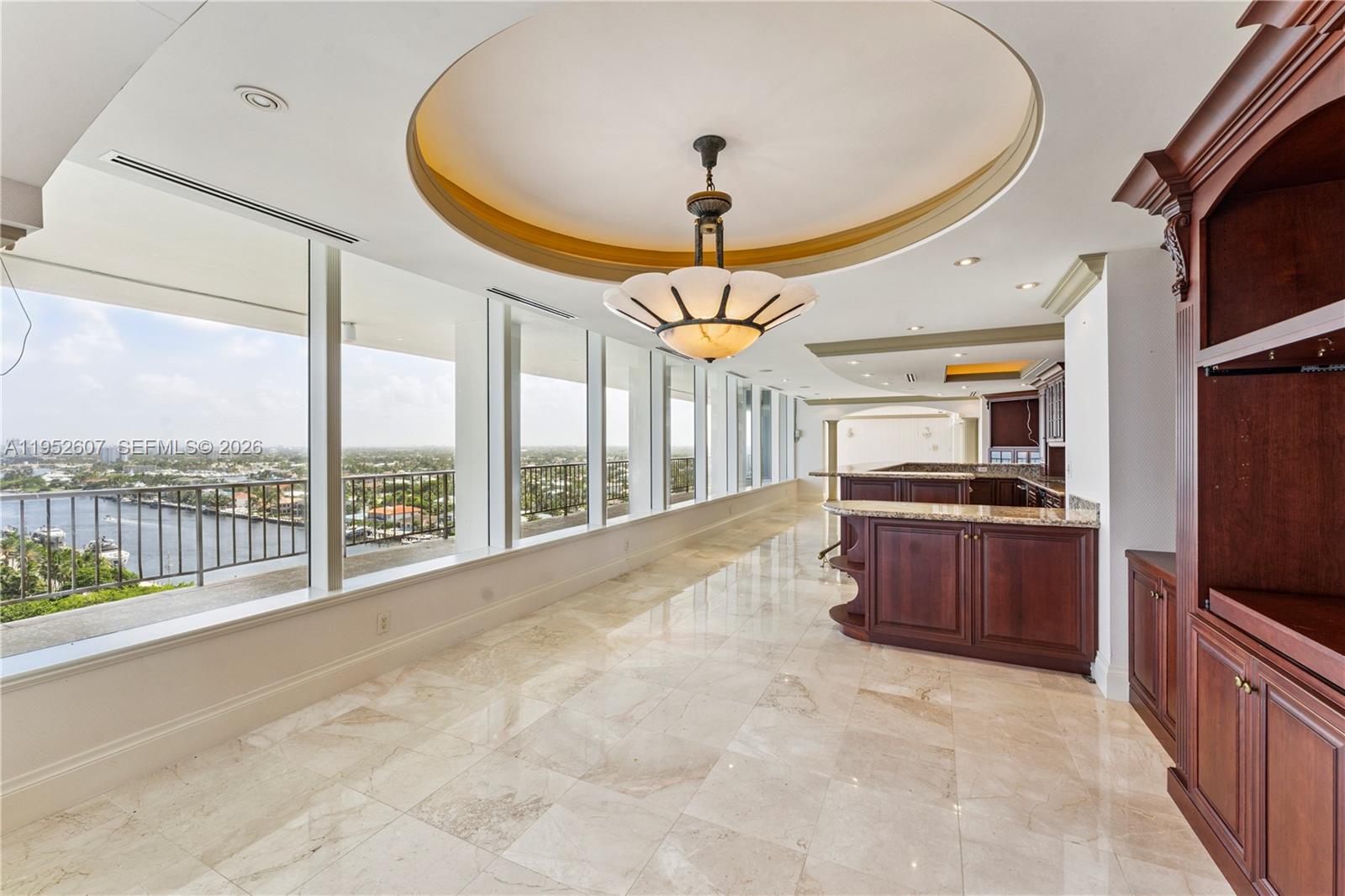 1021 Hillsboro Mile #RG Hillsboro Beach, FL 33062