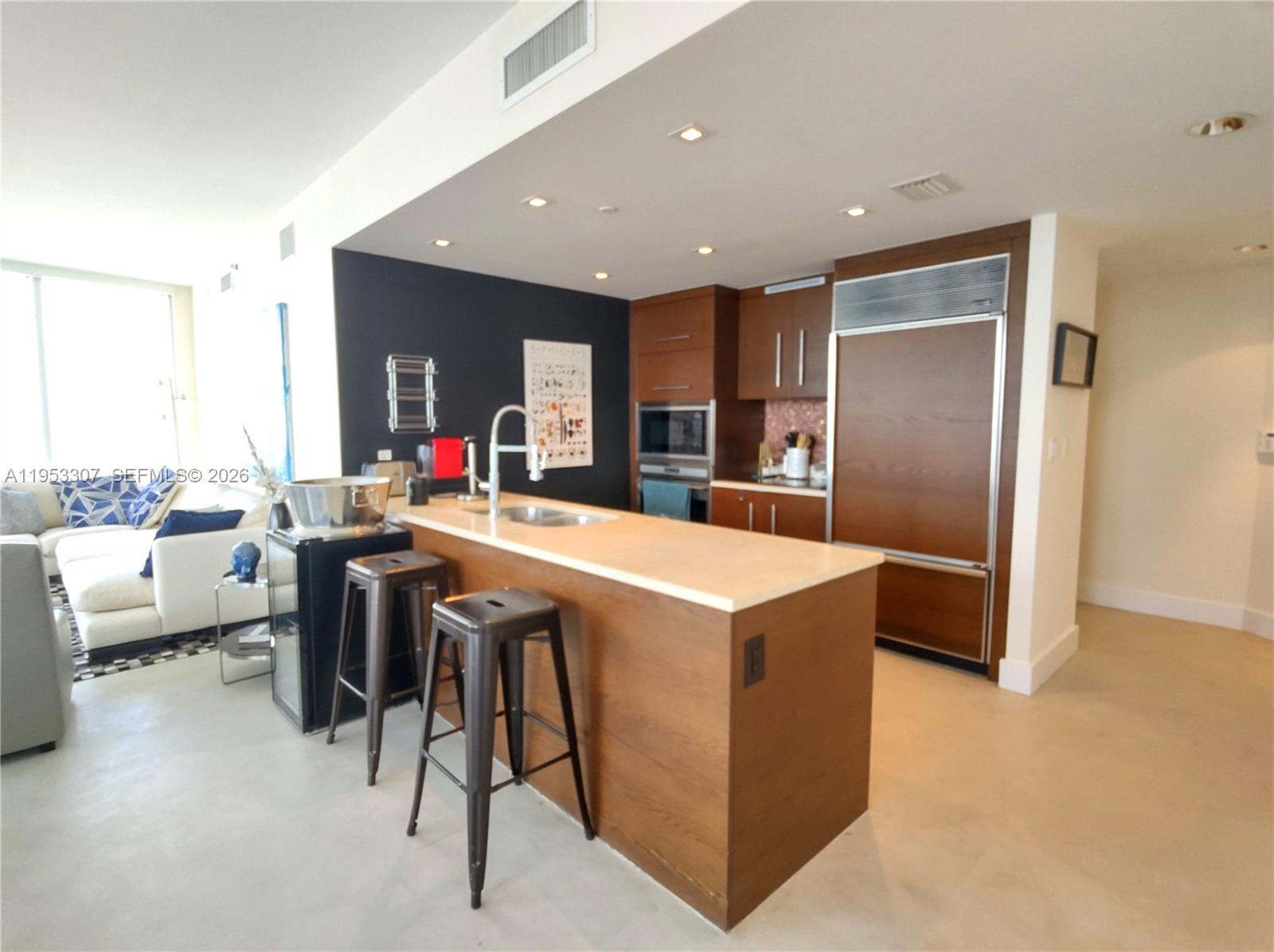 image Icon Brickell Condo No 19