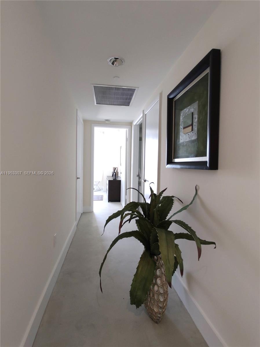 image Icon Brickell Condo No 116