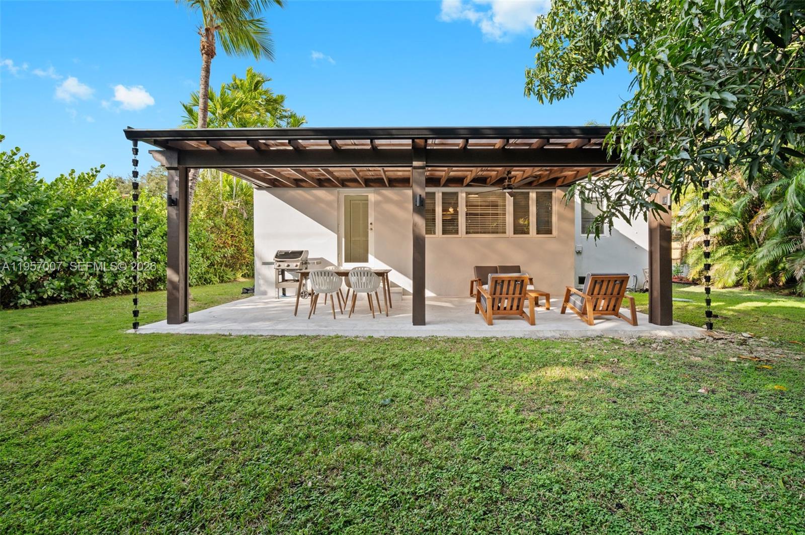 4420 SW 14th St Miami, FL 33134