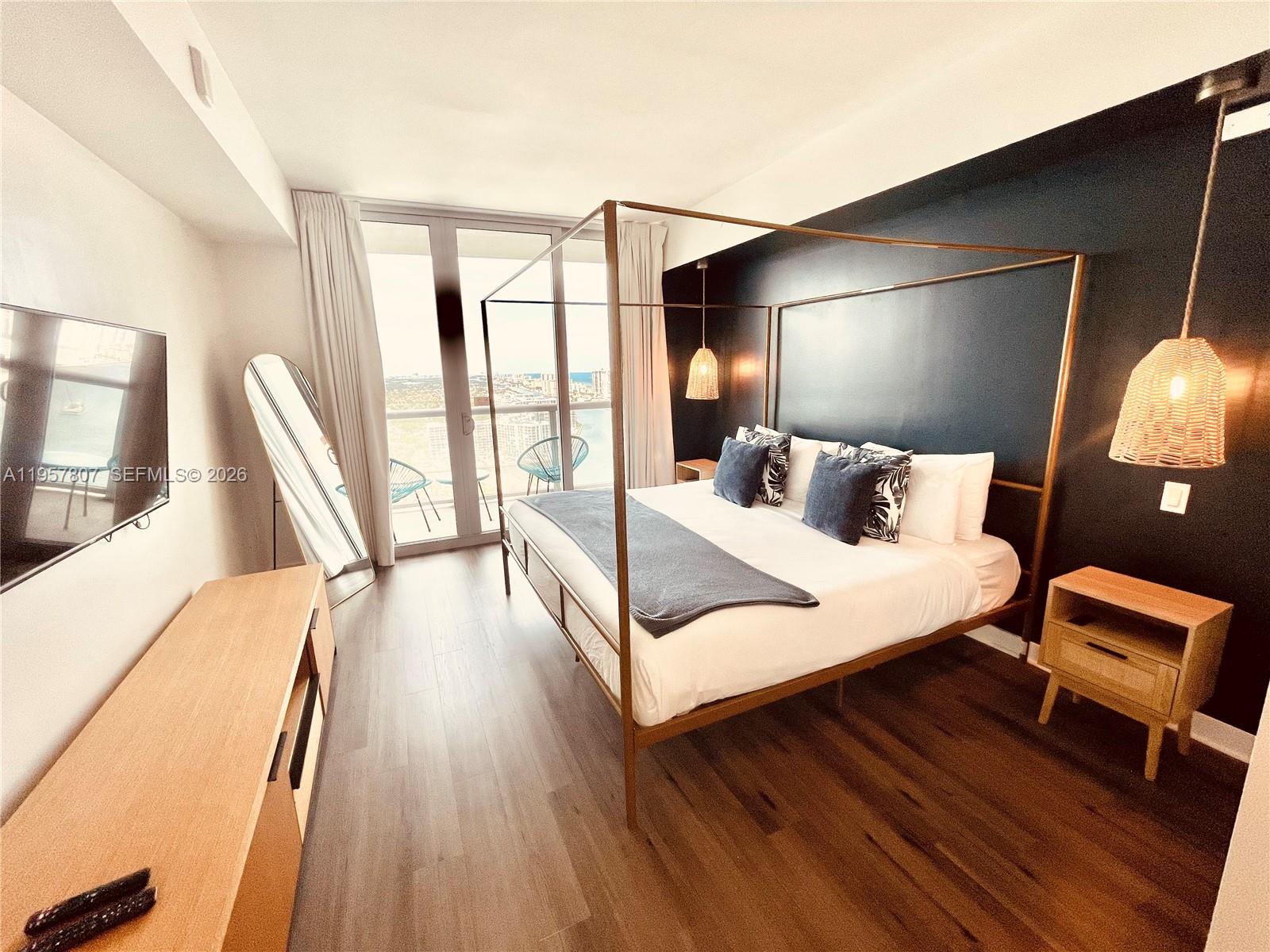 image Beachwalk Condominium6