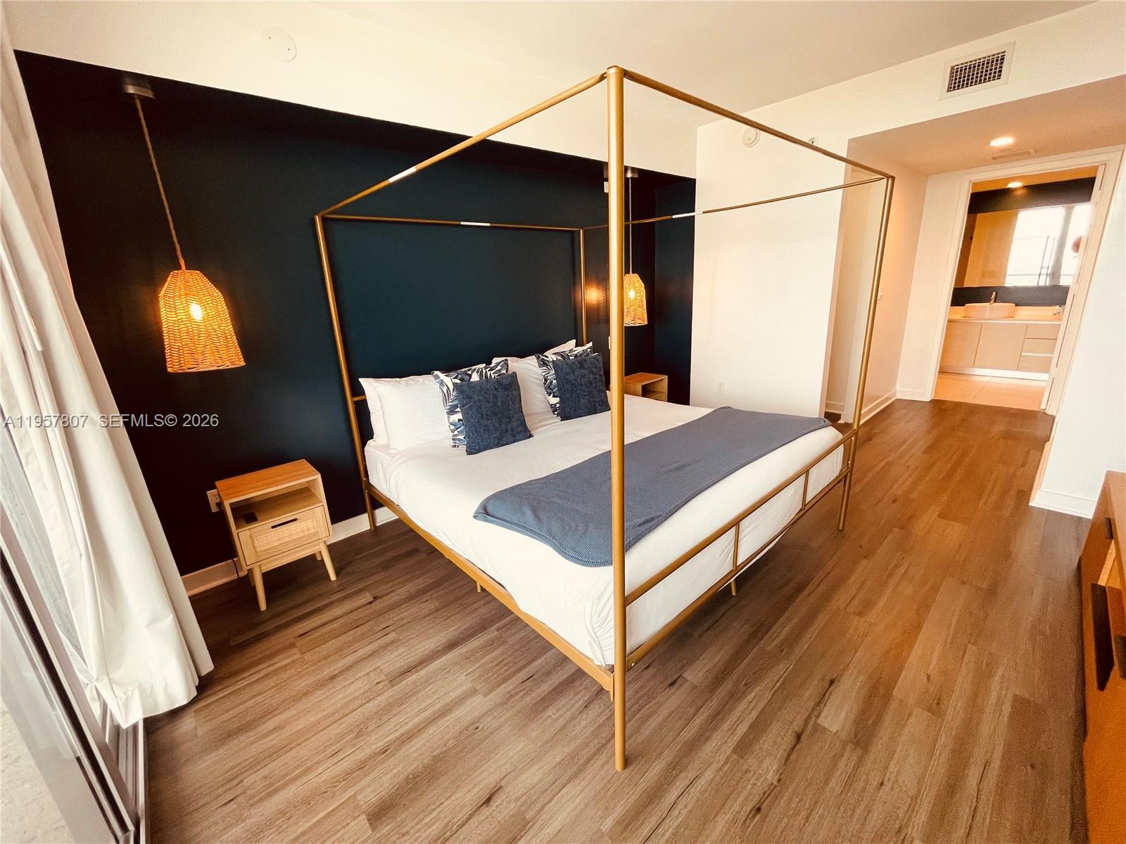 image Beachwalk Condominium8