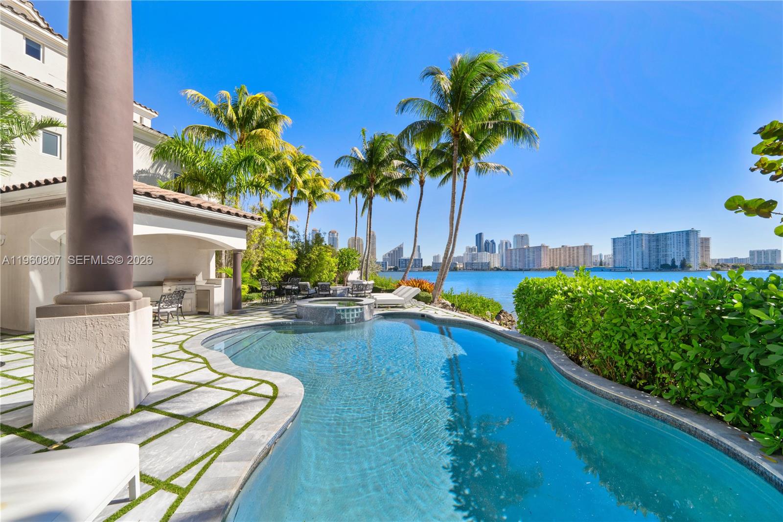 3914 Island Estates Dr Aventura, FL 33160