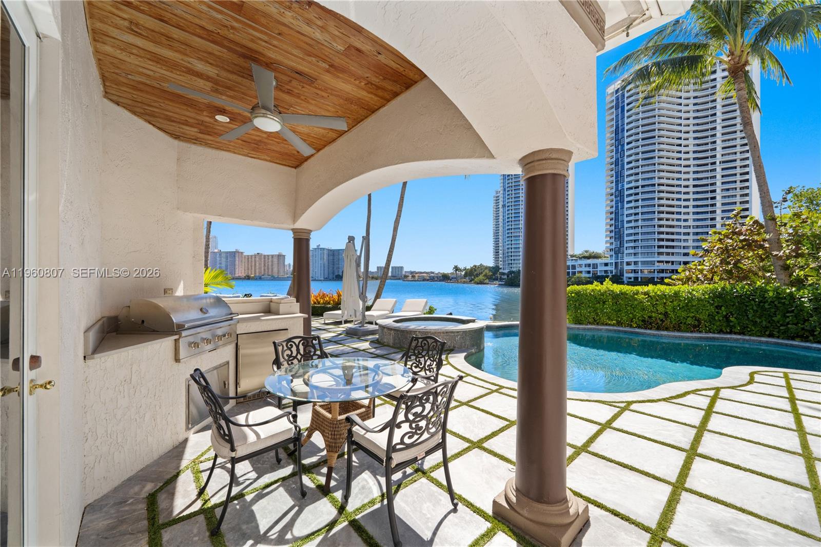 3914 Island Estates Dr Aventura, FL 33160