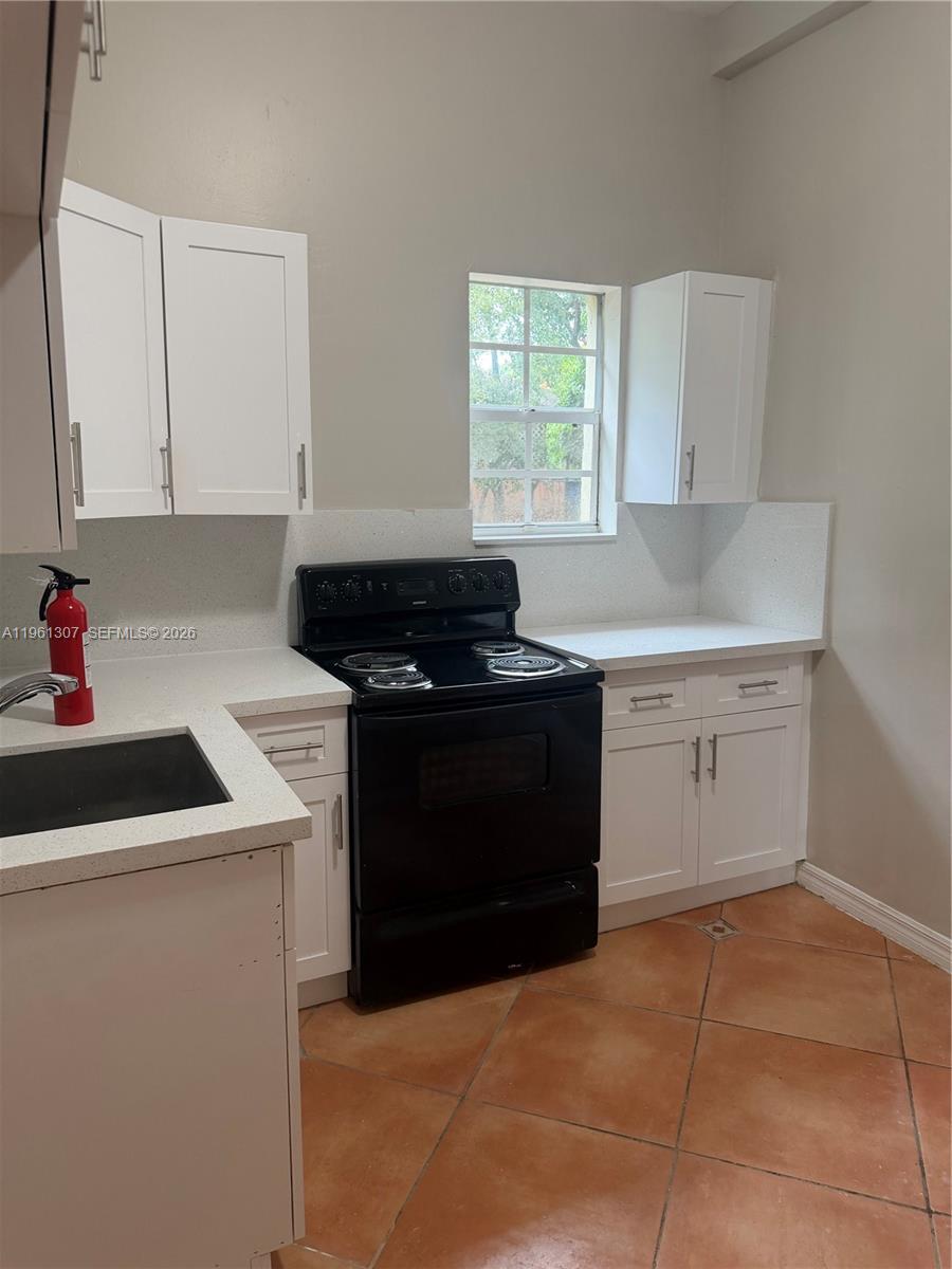 329 NW 11th Ave Miami, FL 33128