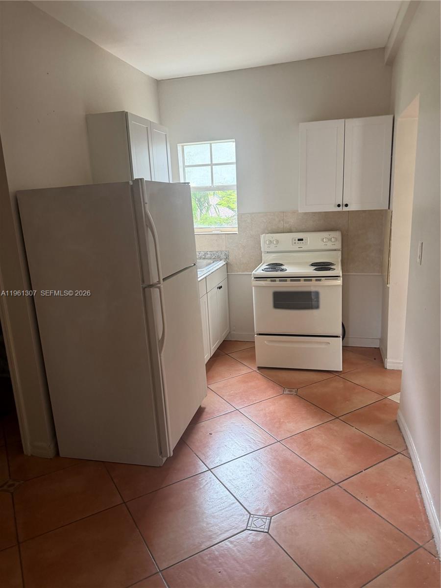 329 NW 11th Ave Miami, FL 33128