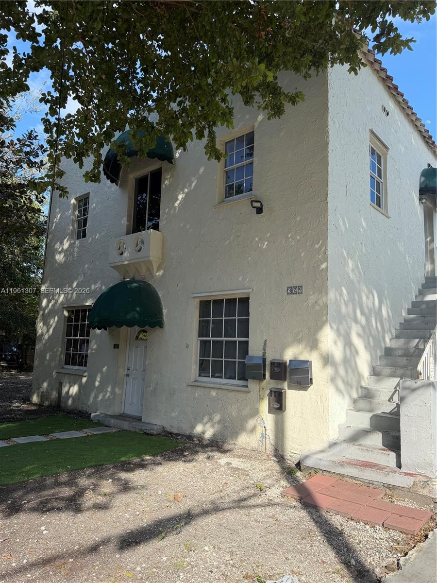 329 NW 11th Ave Miami, FL 33128