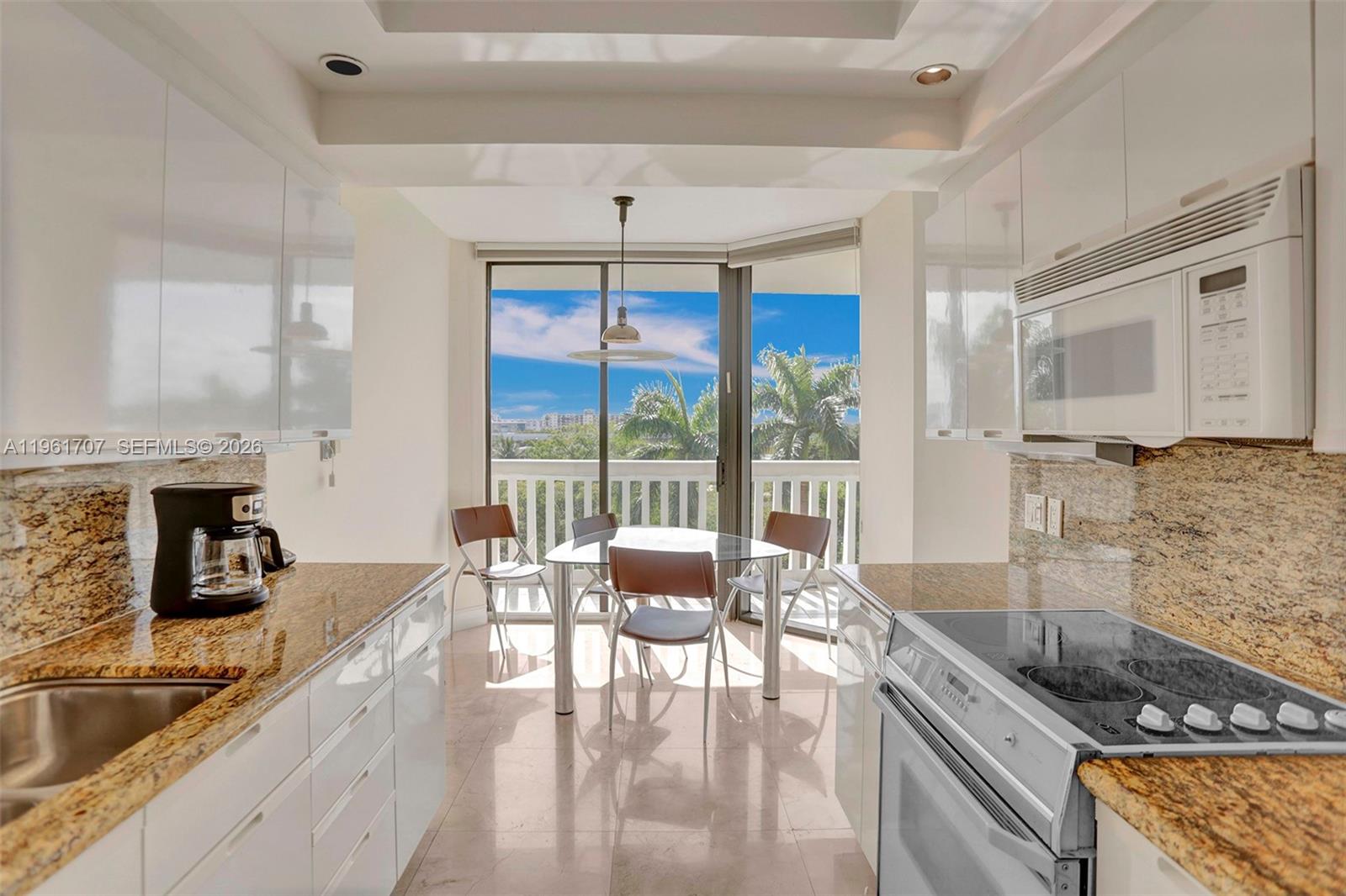 2000 Island Blvd #503 Aventura, FL 33160