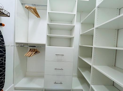 1851 NW 22nd Pl Miami, FL 33125