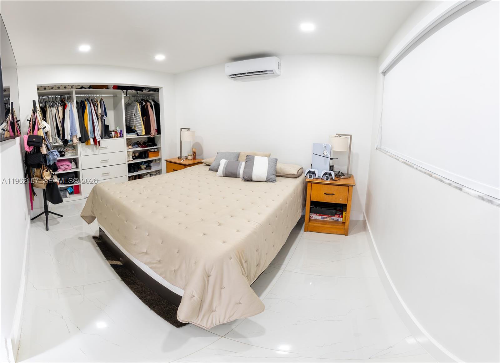 1851 NW 22nd Pl Miami, FL 33125