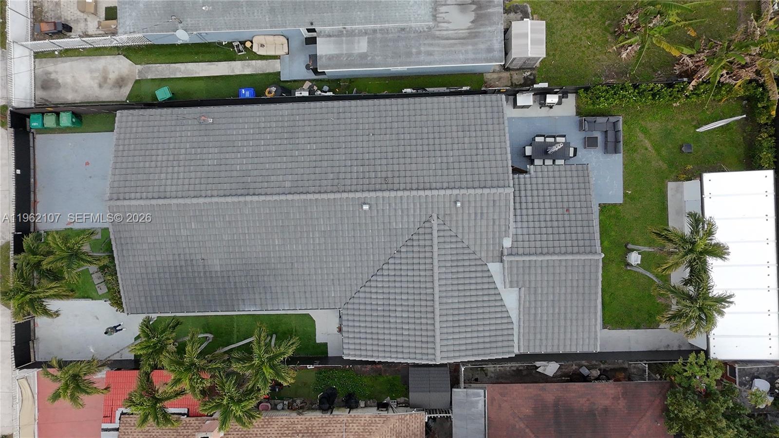 1851 NW 22nd Pl Miami, FL 33125