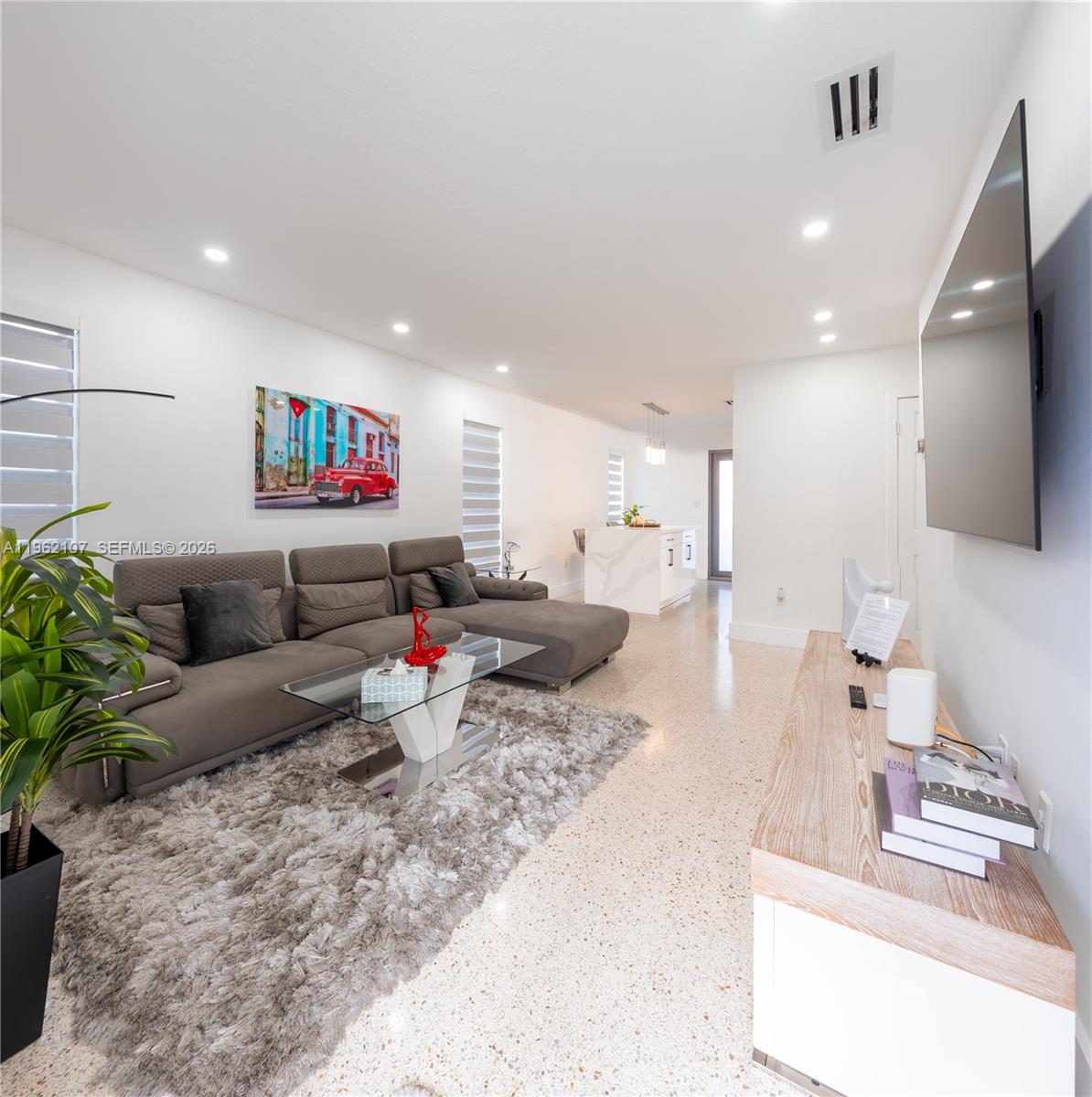 1851 NW 22nd Pl Miami, FL 33125