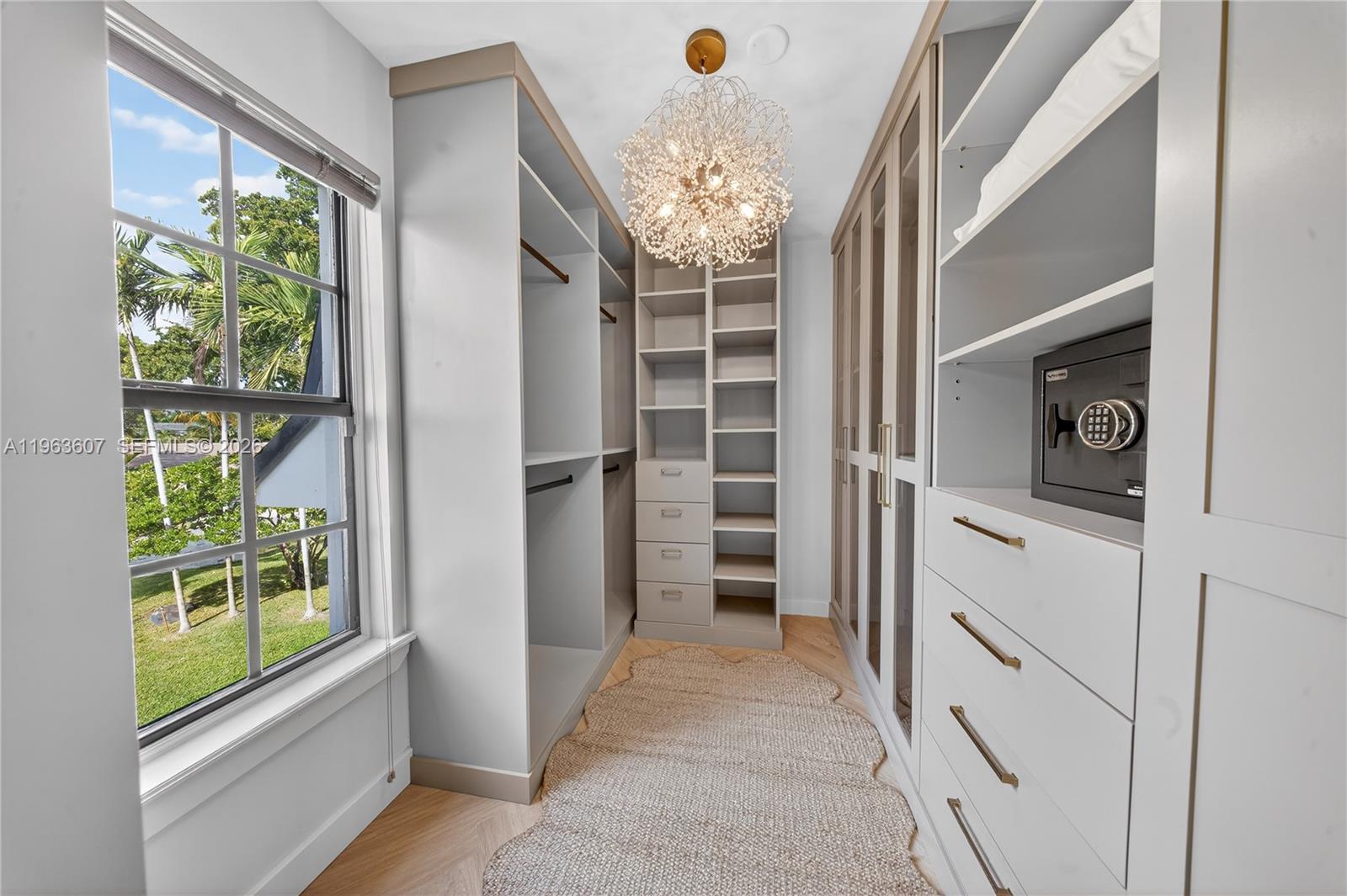 4312 NE 22nd Ave Fort Lauderdale, FL 33308