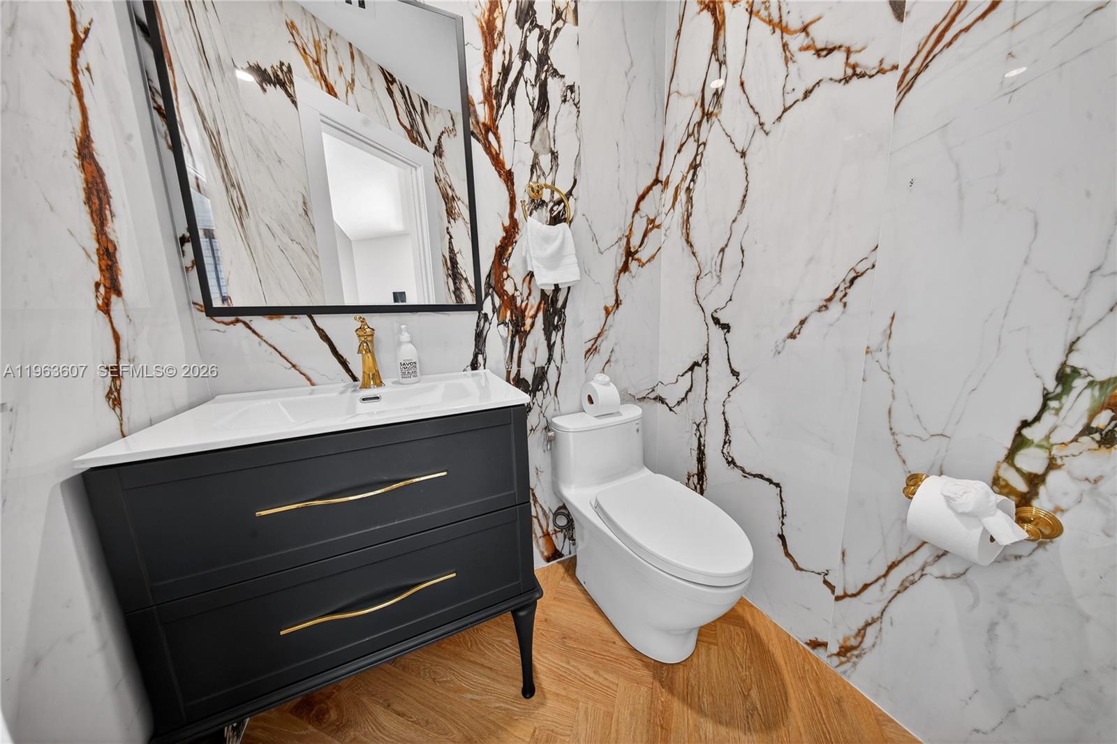 4312 NE 22nd Ave Fort Lauderdale, FL 33308