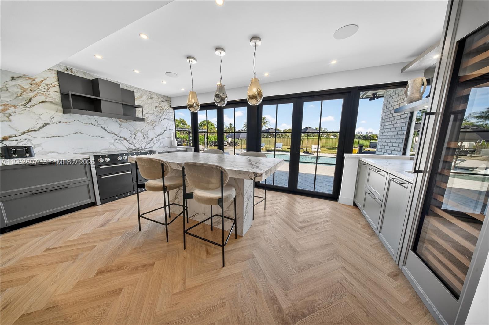 4312 NE 22nd Ave Fort Lauderdale, FL 33308