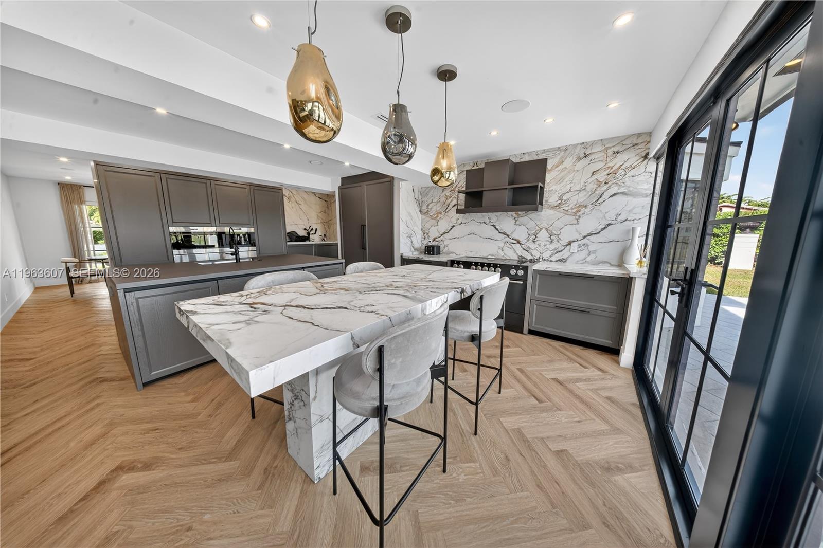 4312 NE 22nd Ave Fort Lauderdale, FL 33308