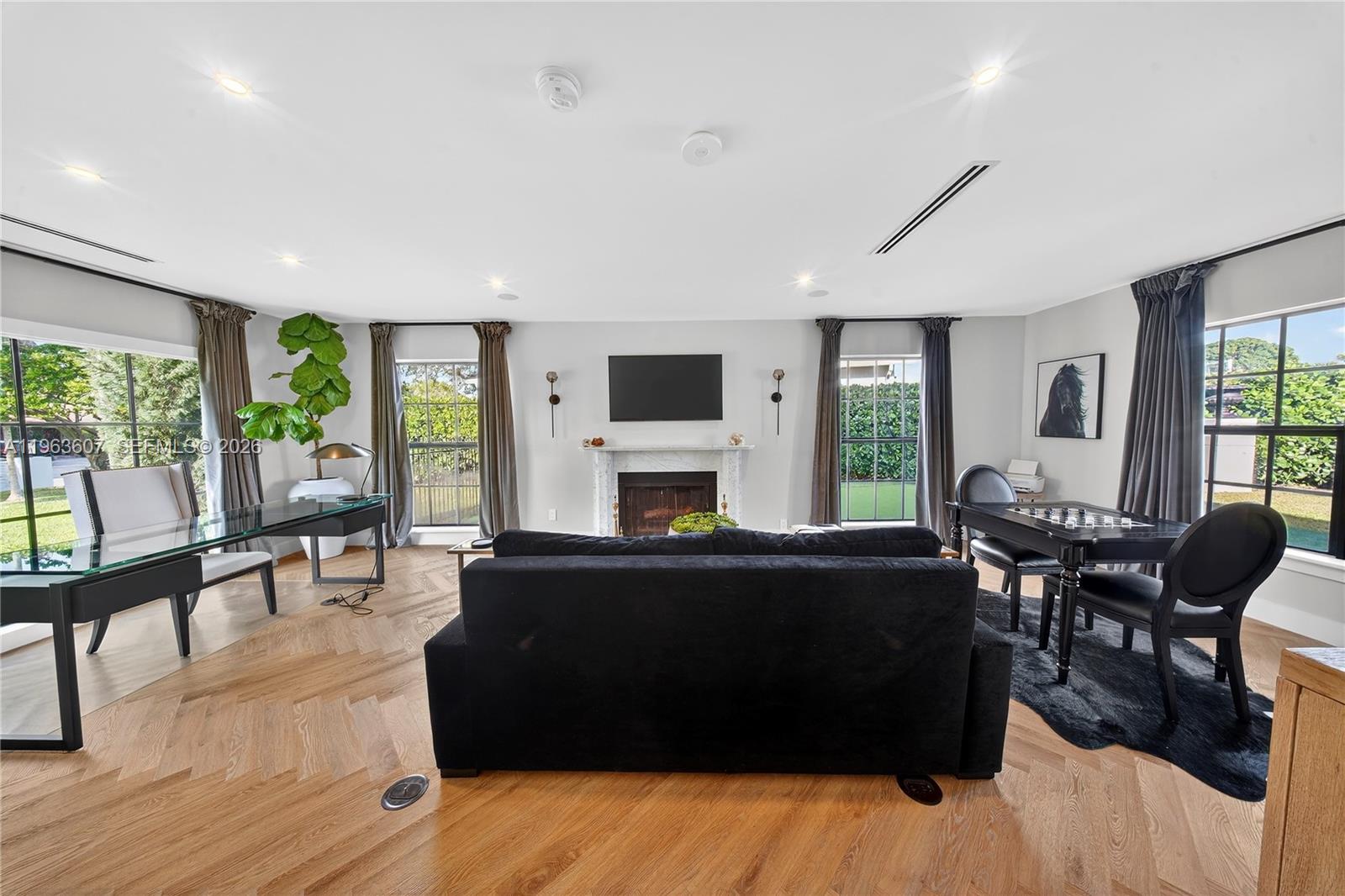 4312 NE 22nd Ave Fort Lauderdale, FL 33308