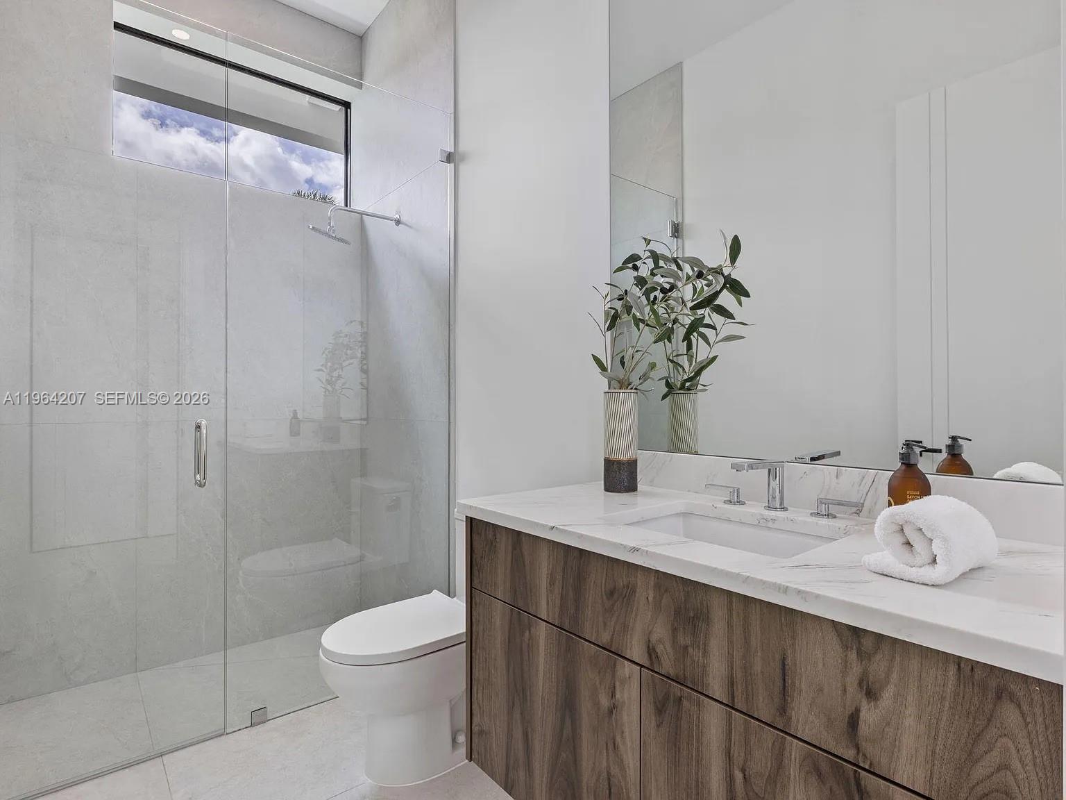 123 Murray Rd West Palm Beach, FL 33405