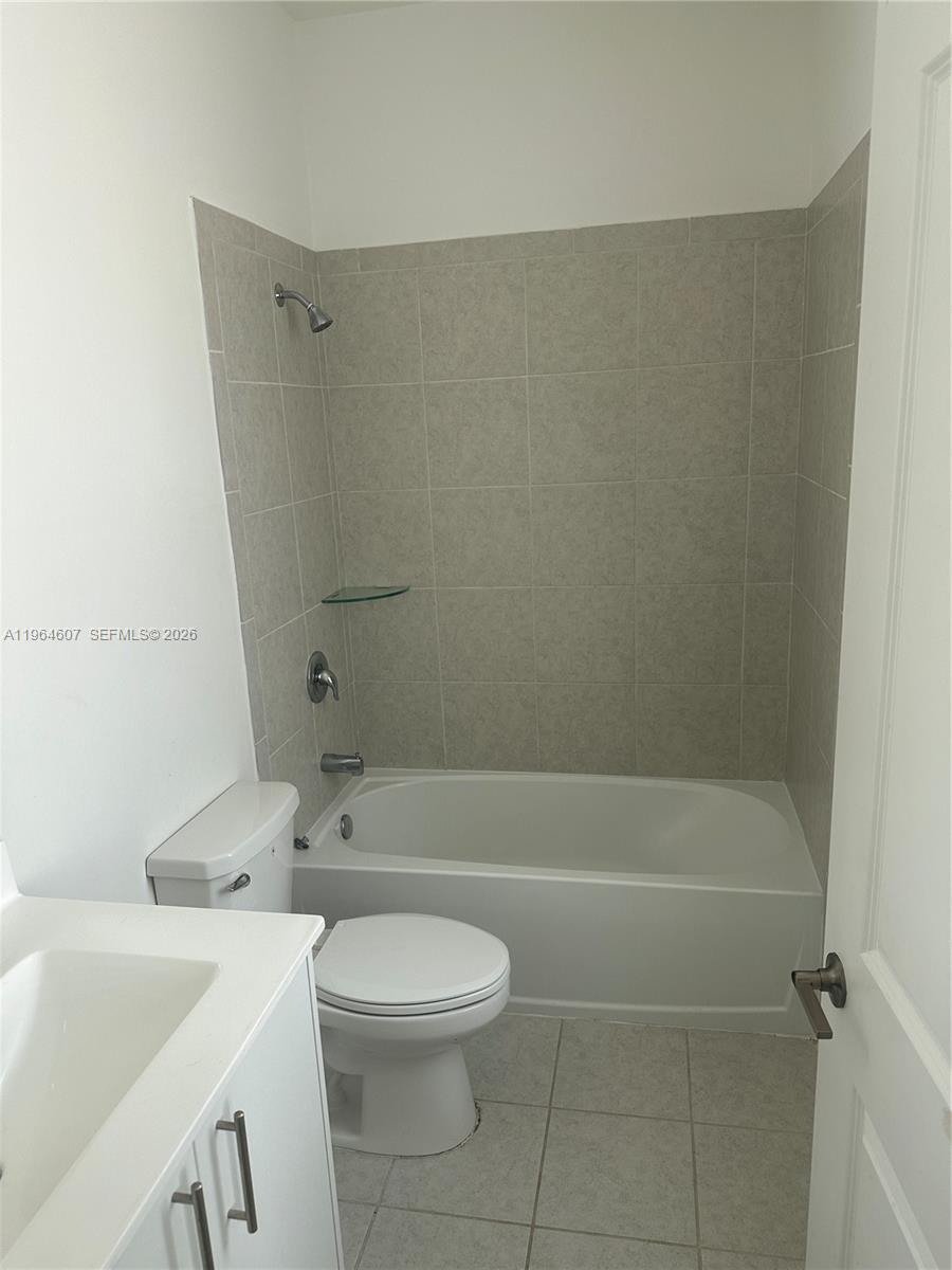 623 SE 13th St Cir Homestead, FL 33034