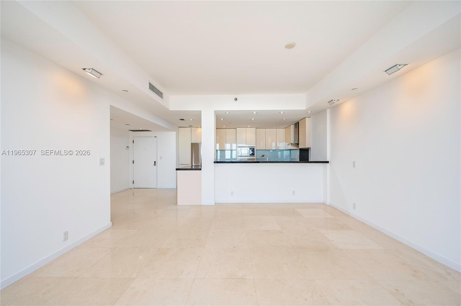 image Emerald Bay at Key Colony11