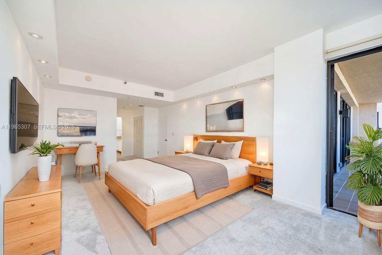 image Emerald Bay at Key Colony16