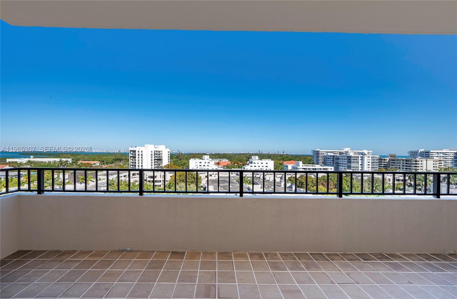 image Emerald Bay at Key Colony2