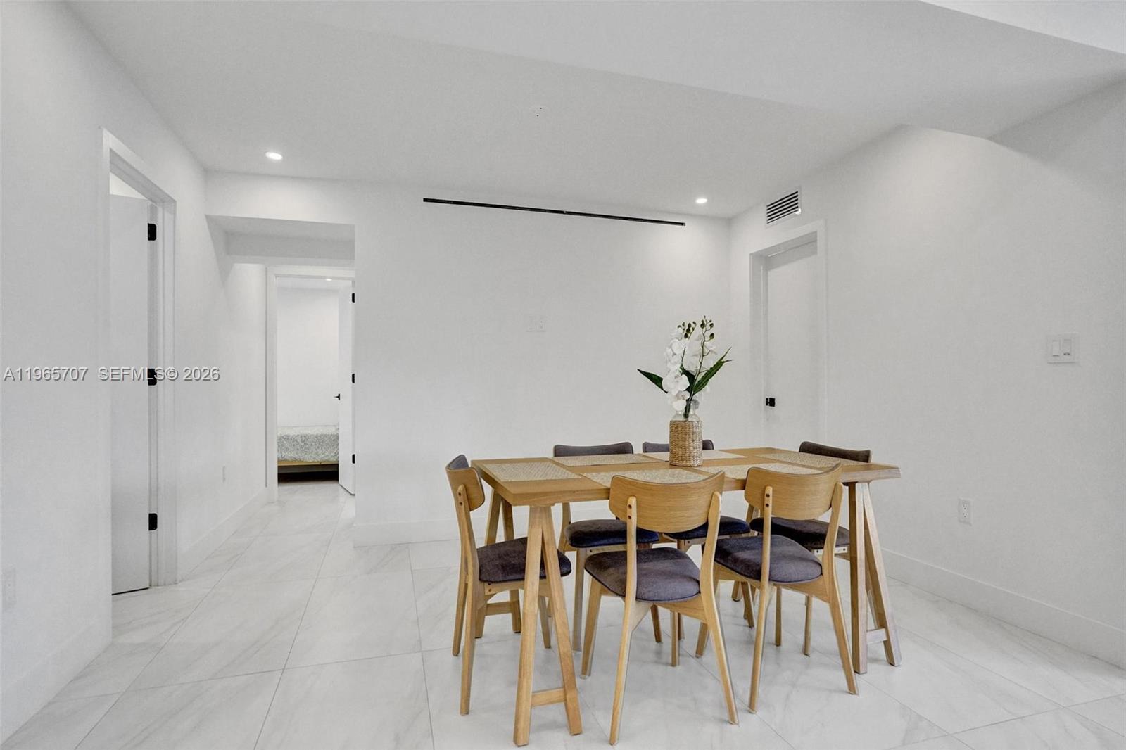 1941 NE 186th Dr North Miami Beach, FL 33179