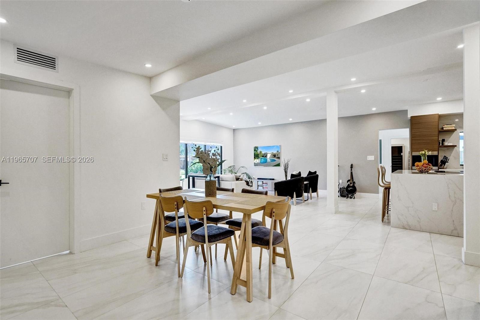 1941 NE 186th Dr North Miami Beach, FL 33179