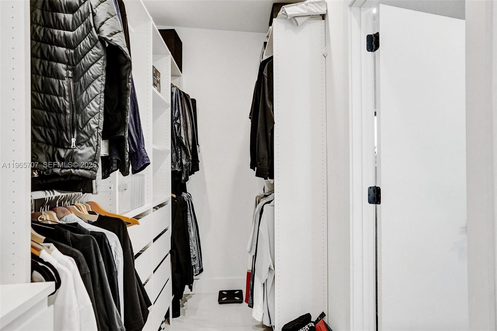 1941 NE 186th Dr North Miami Beach, FL 33179