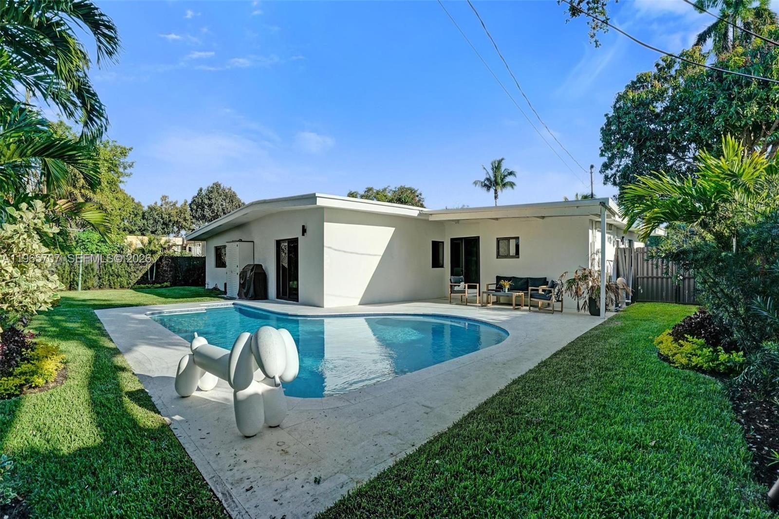 1941 NE 186th Dr North Miami Beach, FL 33179