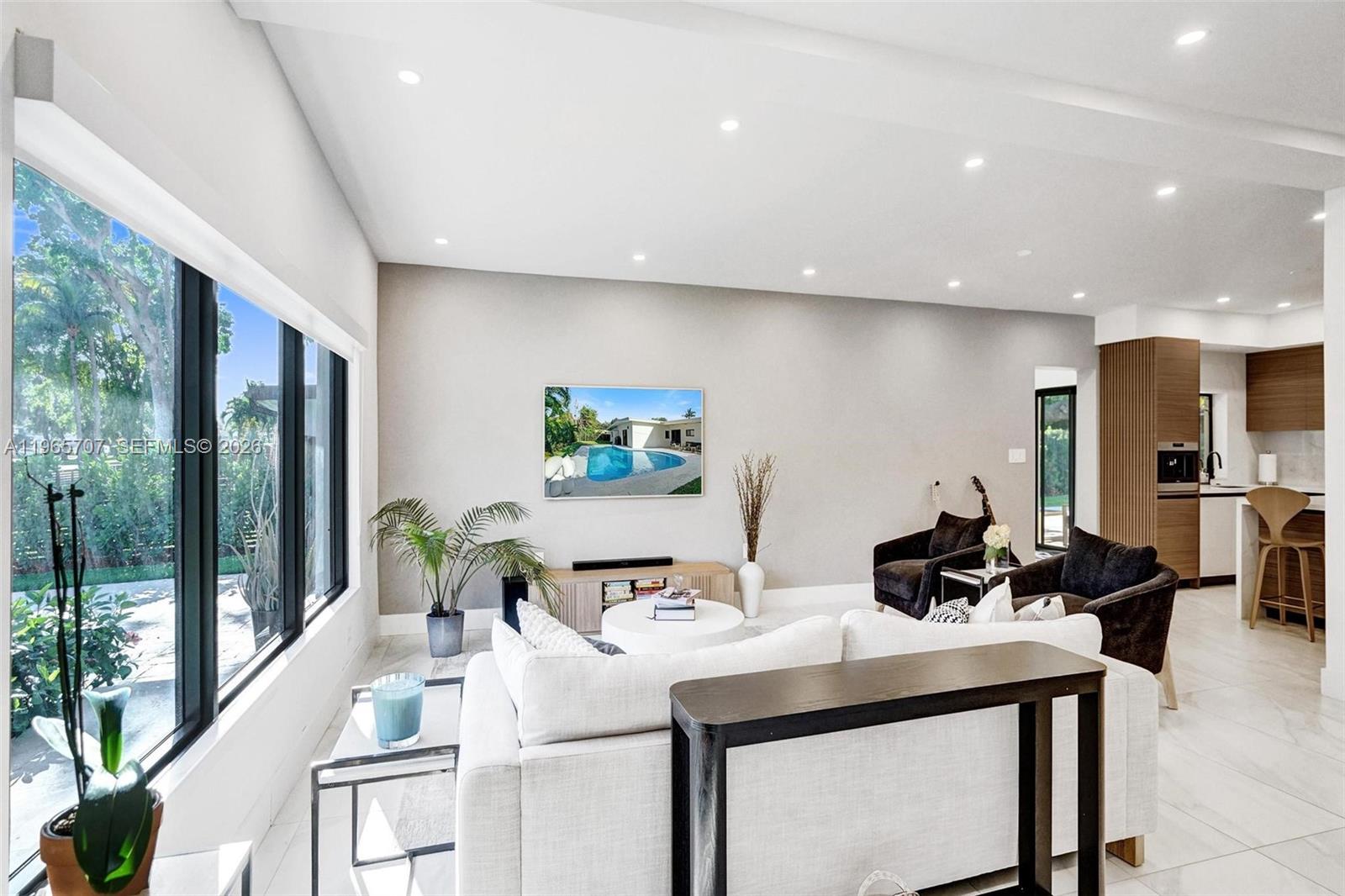 1941 NE 186th Dr North Miami Beach, FL 33179