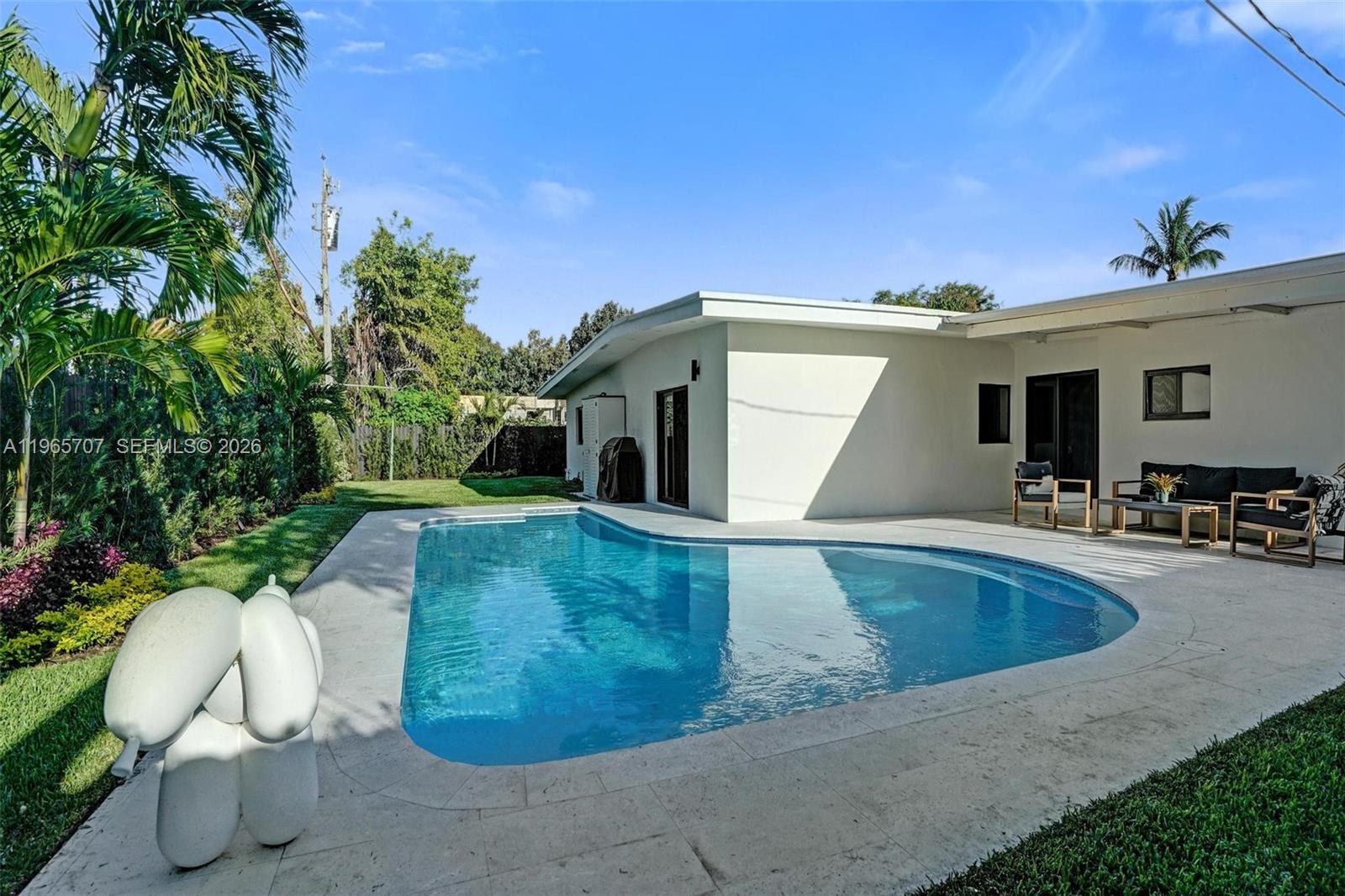 1941 NE 186th Dr North Miami Beach, FL 33179