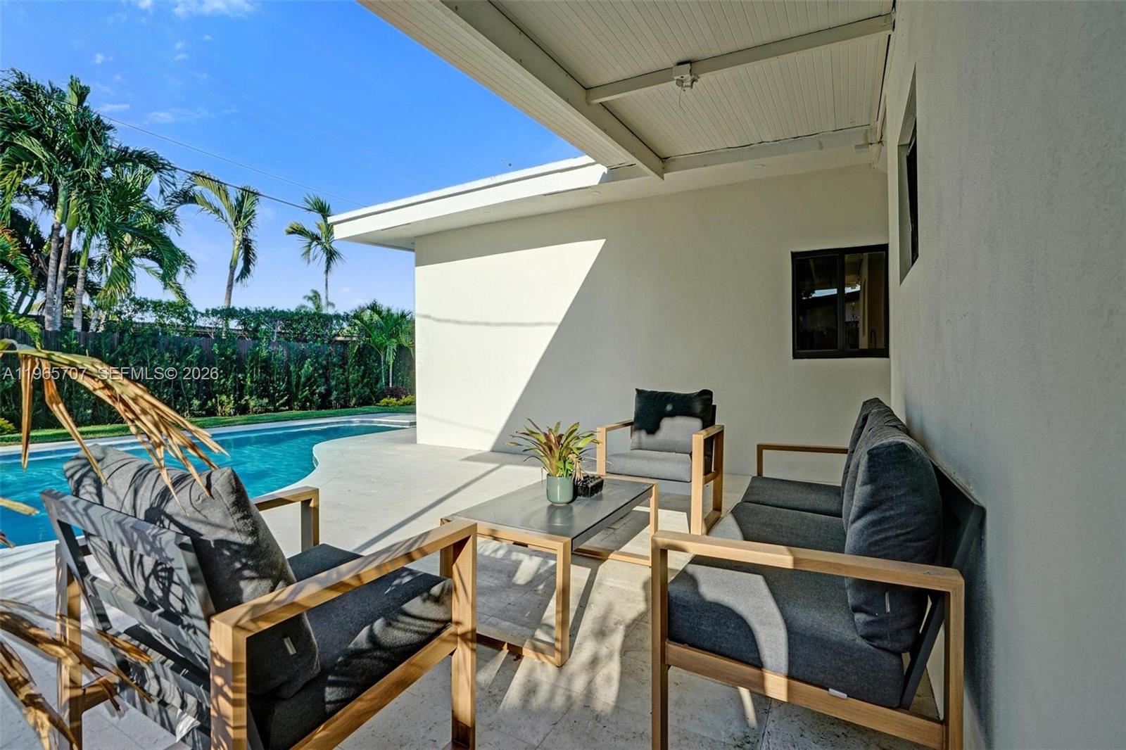 1941 NE 186th Dr North Miami Beach, FL 33179