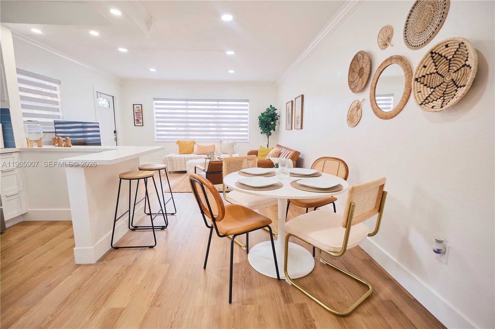 1232 SW 30th Pl Miami, FL 33135