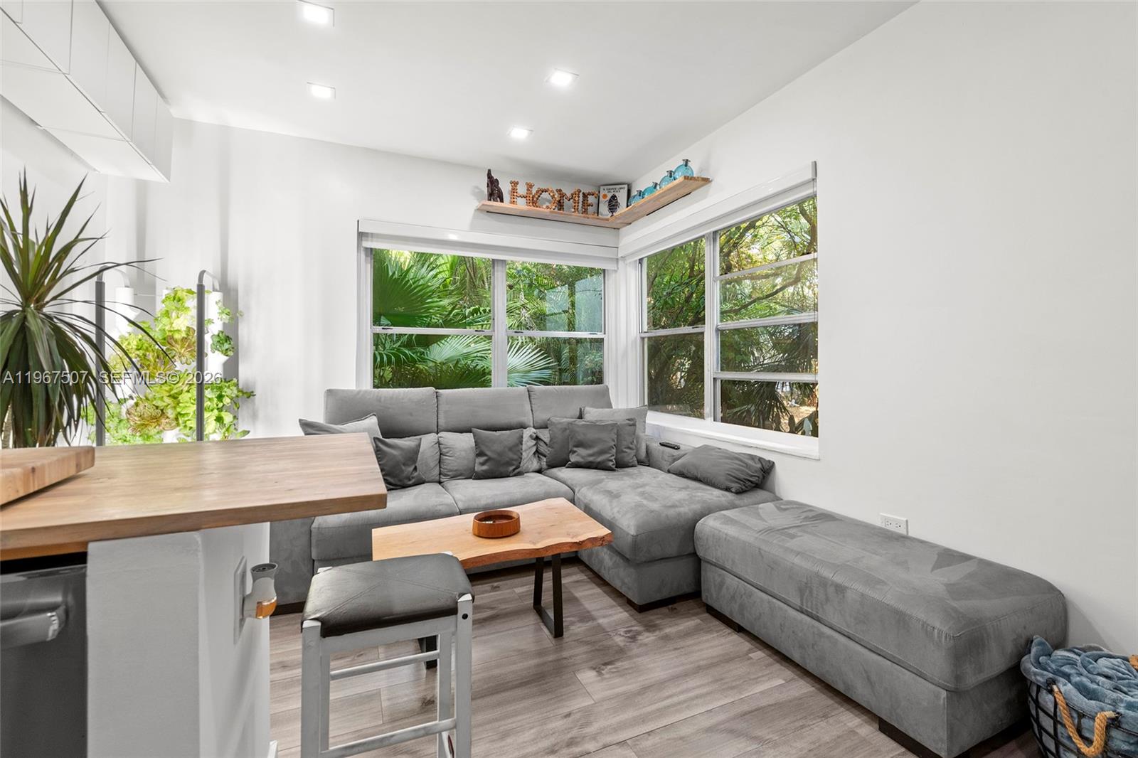 1555 Pennsylvania Ave #110 Miami Beach, FL 33139