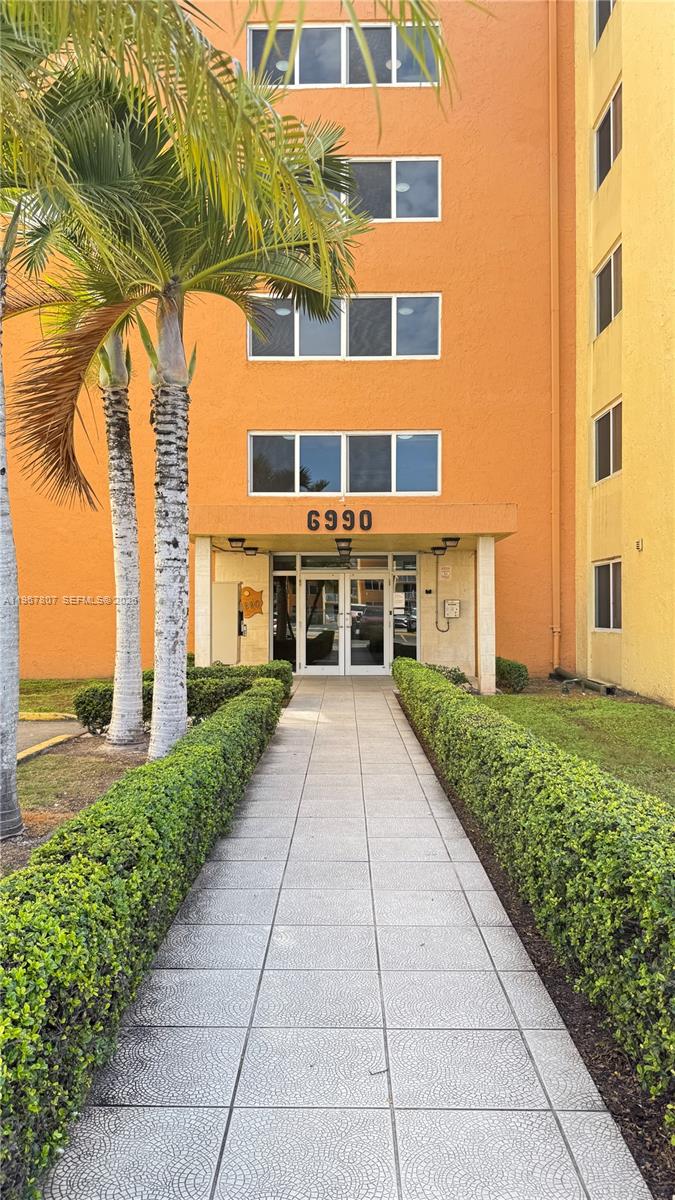 6990 NW 186th St #4-215A