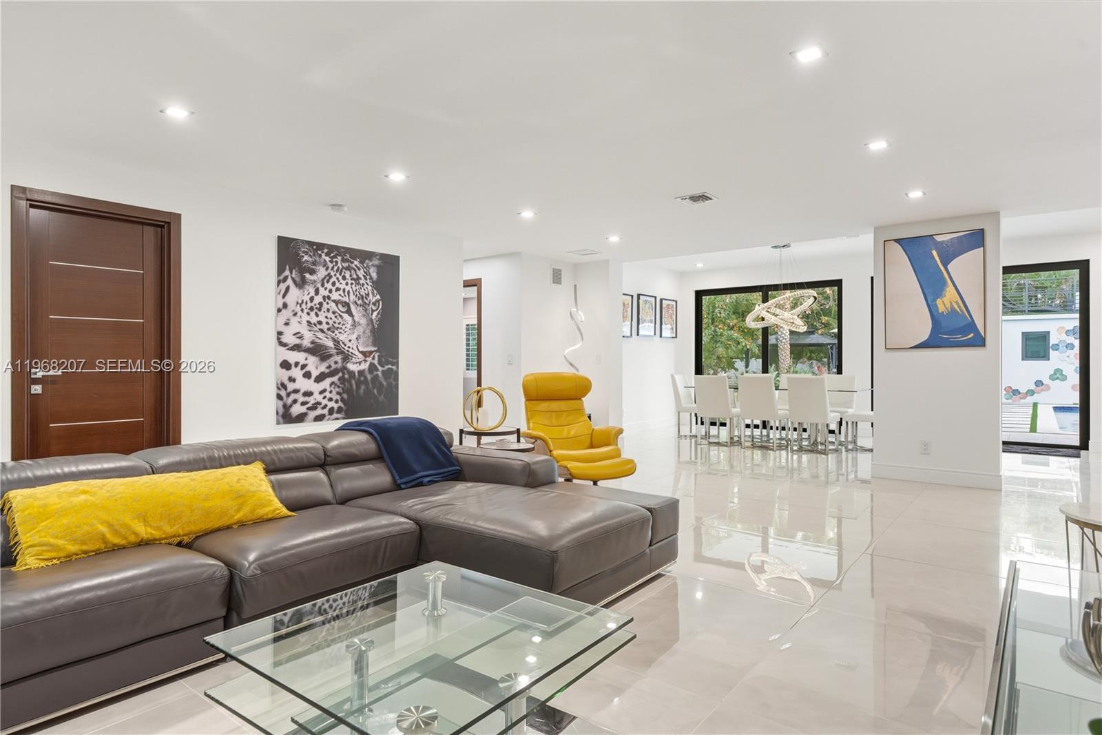 400 NW 24th St Wilton Manors, FL 33311