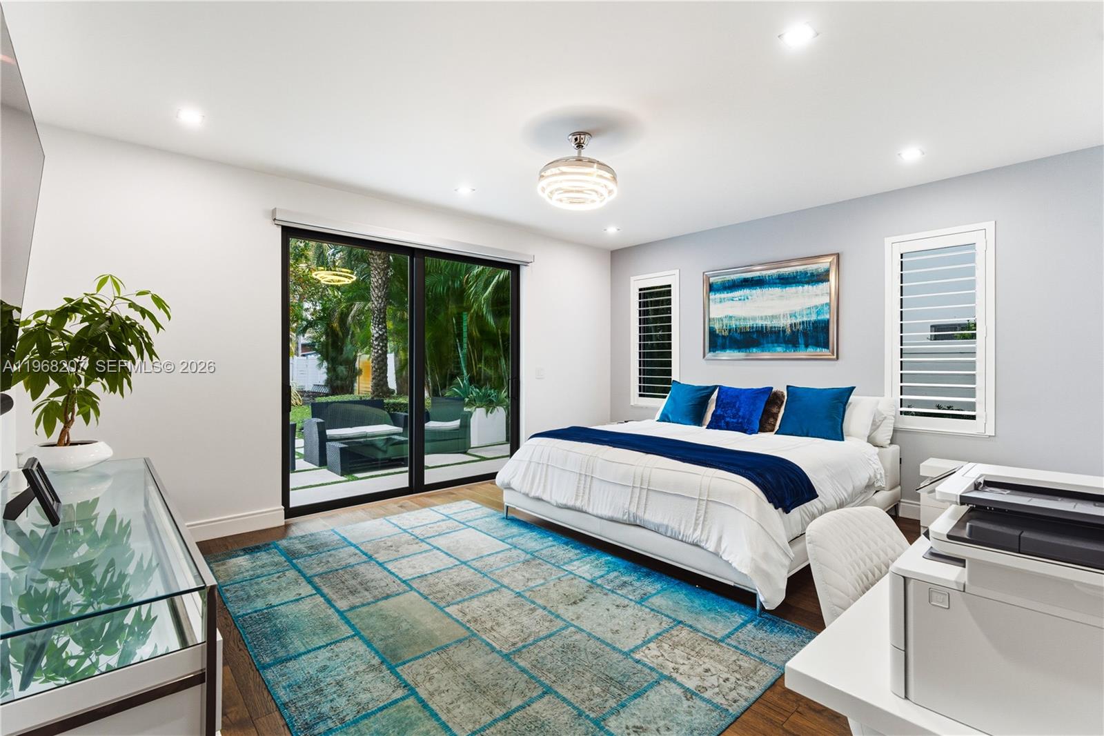 400 NW 24th St Wilton Manors, FL 33311