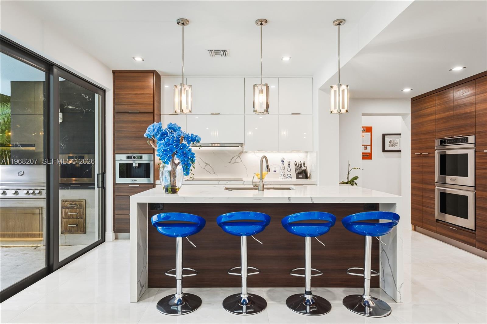 400 NW 24th St Wilton Manors, FL 33311