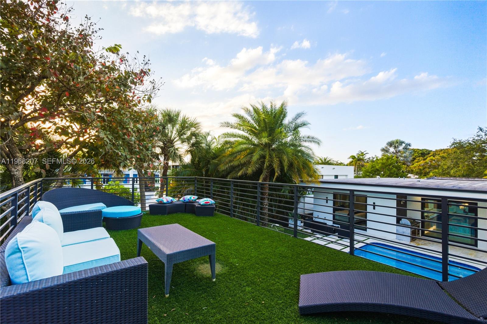 400 NW 24th St Wilton Manors, FL 33311